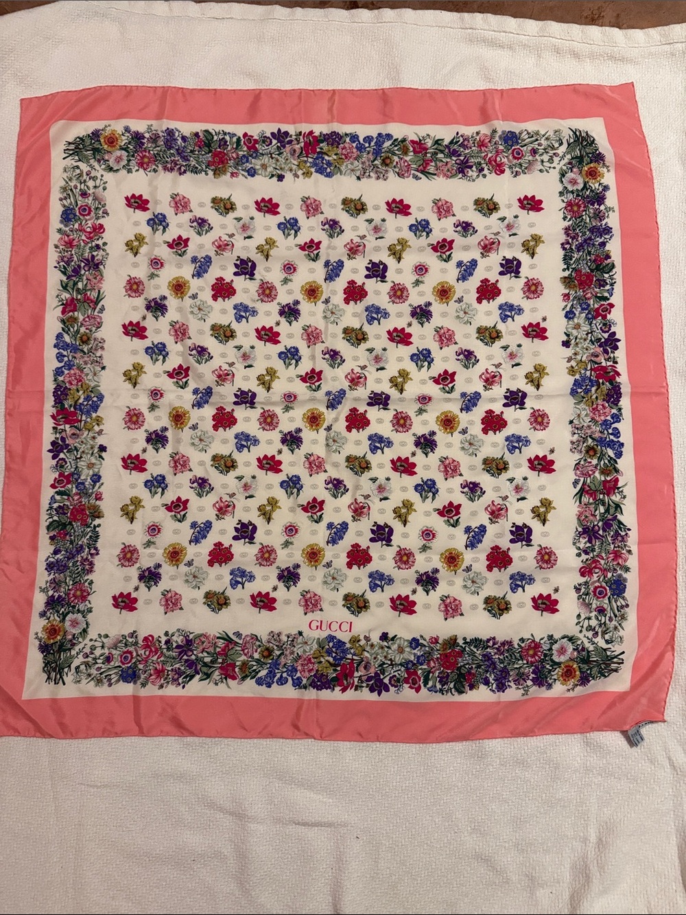 Vintage GUCCI Flora Silk Scarf Vittorio Accornero Pink Border Square 34”